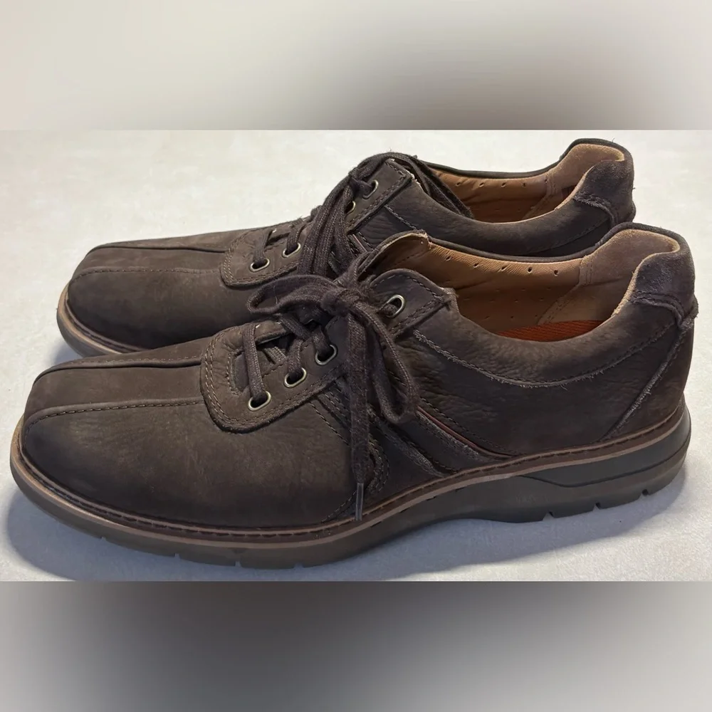 Clarks Dark Brown Leather Oxfords